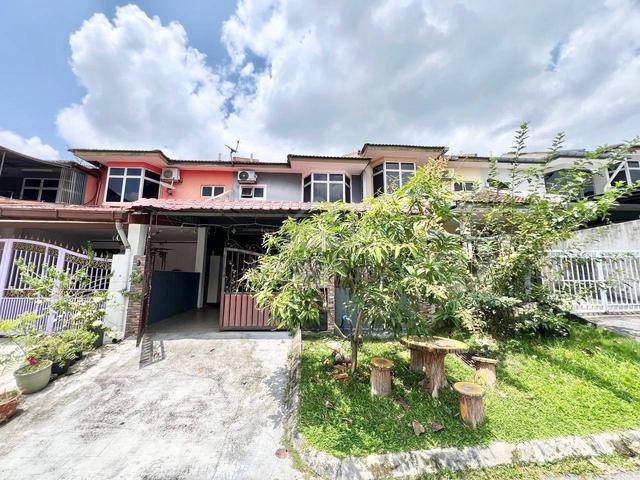 FULLY RENOVATED 2-storey Terrace House Taman Kajang Perdana 1