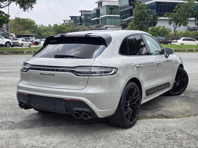 2023 Porsche MACAN GTS NFL - 4
