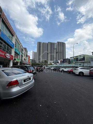 Taman equine shop lot for rent (ground flr) seri kembangan 1