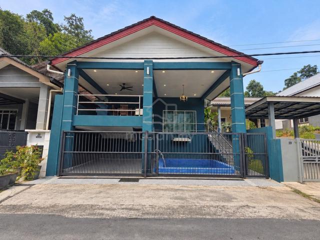 BANGLO Setingkat Kemensah Swimming Pool Furnished 1
