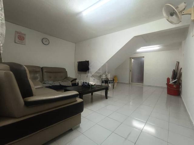 NEAR CIQ / Double Storey Tmn Ria Plentong Hot Area Full Loan 1