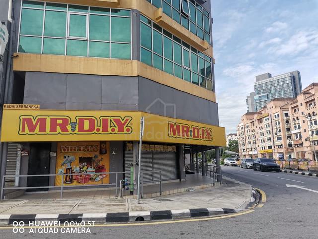 Corner 2 Sty Shoplot For Rent, Cheras Tmn Yulek Disewa 1