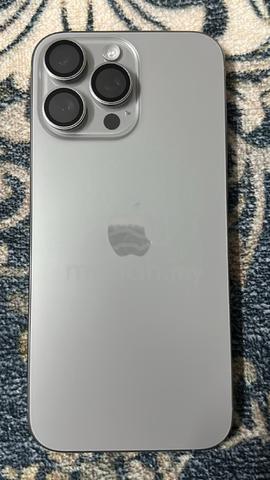 Iphone 16 Pro max 256GB Silver Titanium - photo 3 of 3