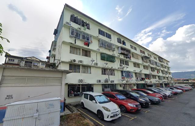 Flat Taman Cahaya Indah 1