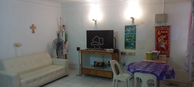 Desa Green Apartment (Jelutong) 1