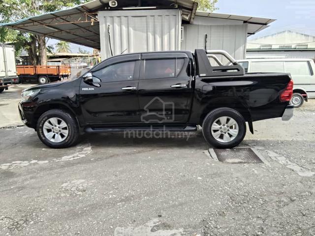 2017 Toyota Hilux Double Cab 2.4 G (A) | 4X4 - 5