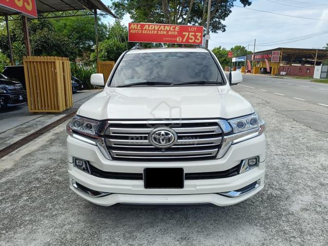 2011 Toyota LANDCRUISER 4.6 ZX (LOAN KEDAI) - 4
