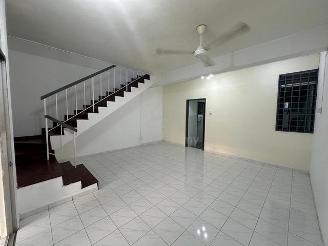 Renovated Saleng kulai Senai Terrace house for Sale 2
