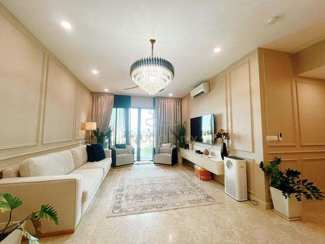 LINQ SKY RESIDENCES (Datum Jelatek) 1