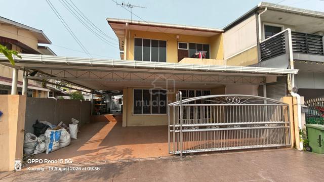 For rent/ 2 storey terrace/ Mabel garden/ fully furnished/ 4 bedroom 1