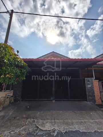 RUMAH TERES SETINGKAT RENOVATED DAPUR Pandan indah 1