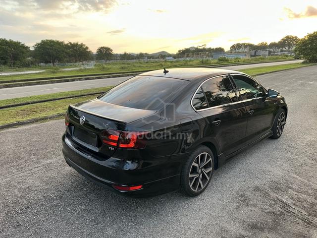 2015 Volkswagen JETTA 1.4 TSI (CKD) (A) - 2