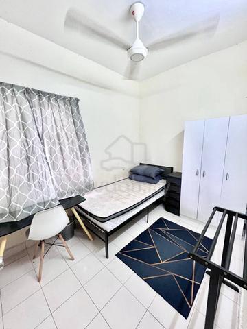 [No Mix Gender] Male Single Room @ Suriamas 1