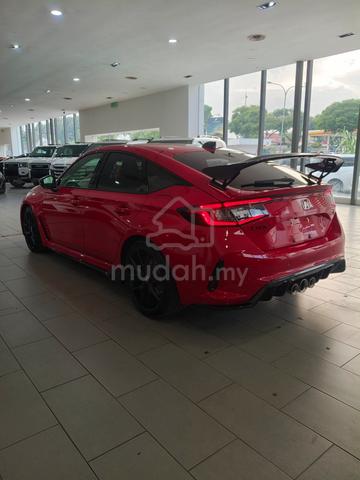 2025 Racing Black Honda Civic FL5 Type R - 2