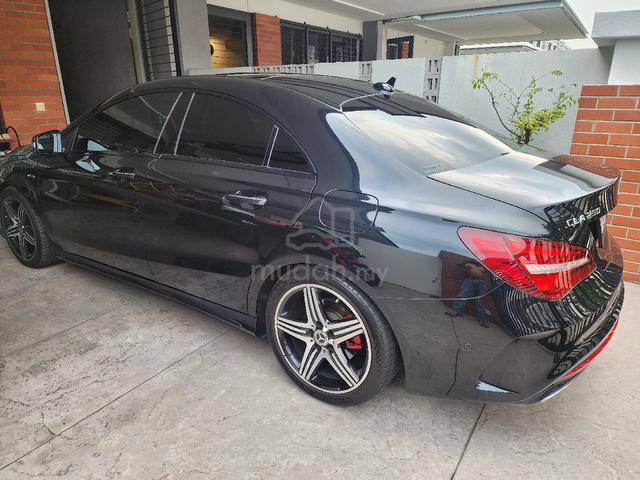 2017 Mercedes Benz CLA250 4 MATIC (CBU) 2.0 - 2