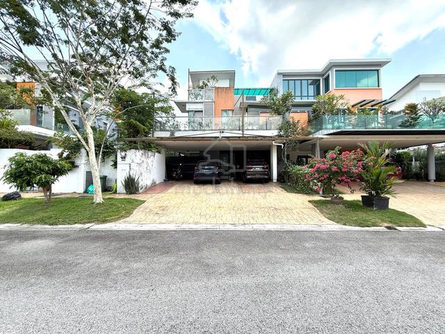 2.5 Storey Semi D Bangi Lakehills Villa Seksyen 6 Bandar Baru Bangi 1