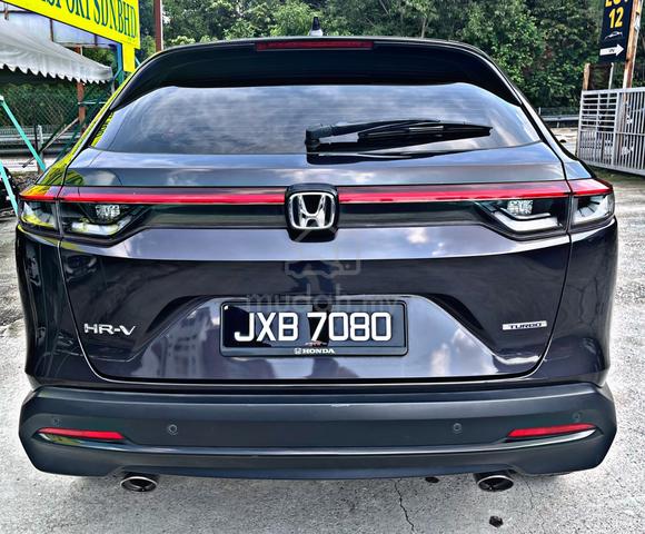 2024 Honda HR-V 1.5 V (A)STILL UNDER WARRENTY - 4