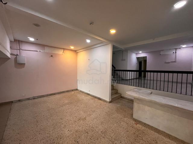 2 Storey Terrace House Jalan Delima Greelane Island Glades 1