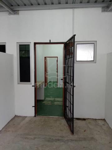 Labuan Sungai Keling Not Furnished 1-Storey Terraced House For Rent 1