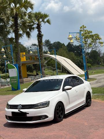2012 Volkswagen JETTA 1.4 TSI (CBU) (A) - 3