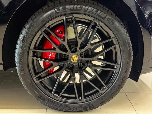 JPN CBU - 2022 Porsche MACAN 2.9 GTS SUV(A) - 4