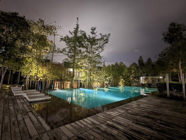 Mirage By The Lake 1