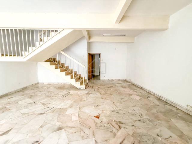 OPEN FACING ✅ Double Storey SS7 KELANA JAYA 1
