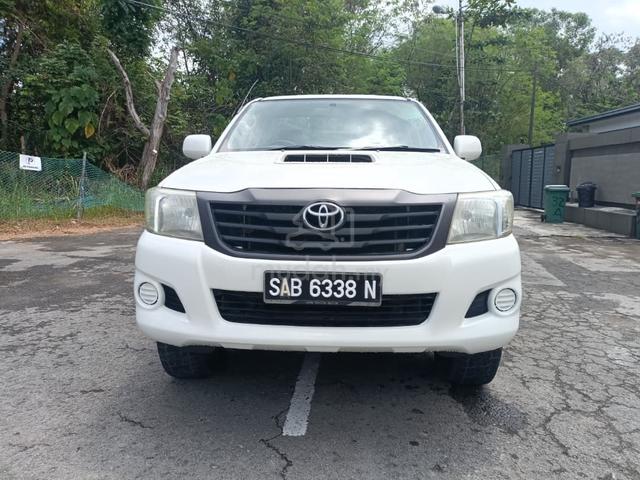 2013 Toyota HILUX 2.5 VNT (M) - 1