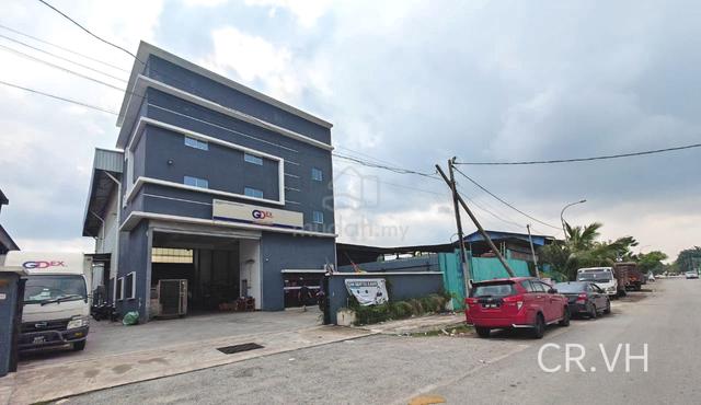 PANDAMARAN PORT KLANG 2.5 sty warehouse 30ft eave height 6,625.89sf. 1