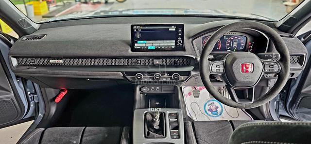 Grade 6 570KM Honda Civic Type R FL5 New Car F8YW - 4