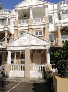 Sommerset Close, Upper Floor Townhouse [外国人可购买-靠近双威伟乐城-走路到MRT Pertama] 1