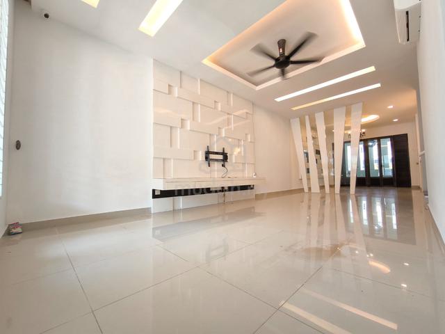 Gated Guarded Partially Furnished Bandar Kinrara House Near Pavillion 1