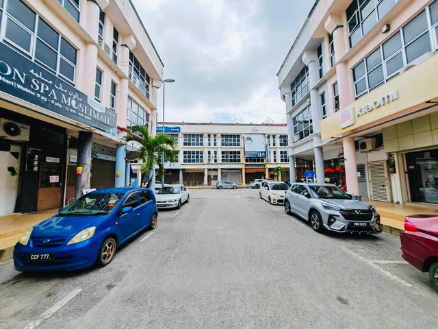 3 Storey Shop Lot Jalan Haji Ahmad 3 Sri Pahang Business Centre Galing 1
