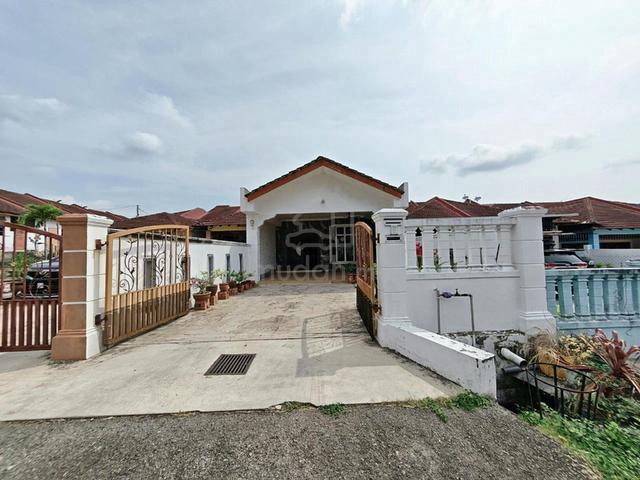 [FREEHOLD 2809SQFT] Teres Setingkat Taman Krubong Indah 1