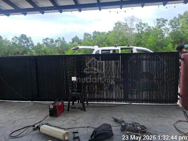 Carousel Image