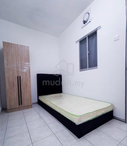 Single Room at Flora Damansara, Damansara Perdana, Fully Furnish, 1