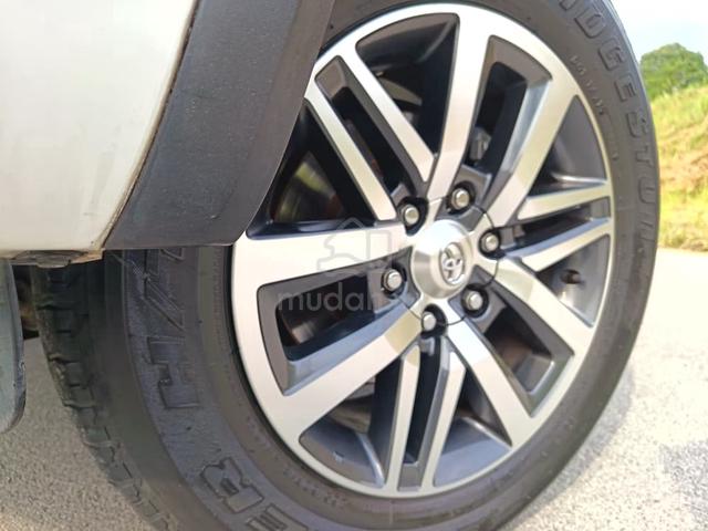 2017 Toyota FORTUNER 2.7 SRZ 4x4 (A) PETROL F.SPEC - 4