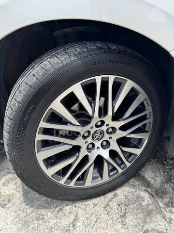 Toyota Vellfire 2.5 Modellista Black Interior - 2