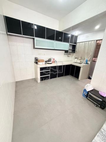 Teratai Mewah Condominium 1