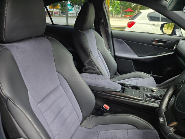 2022 Lexus IS300 2.0 F-SPORT MODE BLACK S - 5