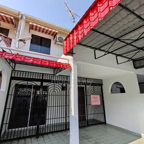 2 single storey terrace with extended toilet and kitchen 1