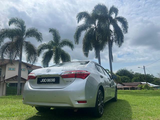 2014 Toyota COROLLA ALTIS 2.0 V FACELIFT (A) - 4