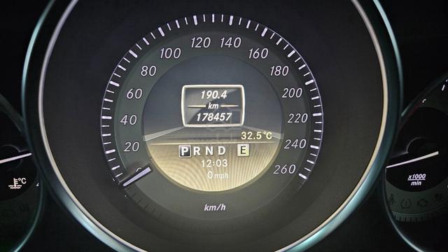 2011 Mercedes Benz C-CLASS 1.8 200 CGI - W204 - 3