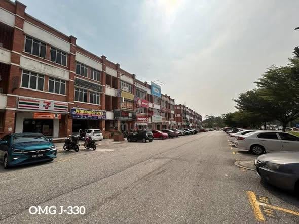 Alam Budiman Shah Alam 3 Storey Shoplot Ground Floor Facing Main Road 1