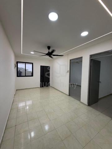 Taman Daya JB Low Cost Flat Full Loan Reno 1