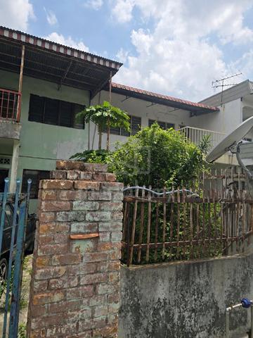 Double Storey Terrace House LRT Jln Meru 1