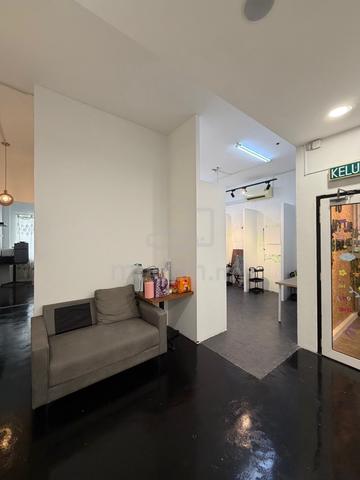 Shared permanent space for rent at sungai buloh 1