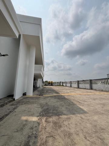 Desa Cemerlang 1.5 Storey Detached Factory For Sales 1