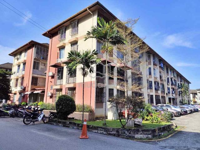 Female Room | Sri Rampai | WiFi | Parking 1