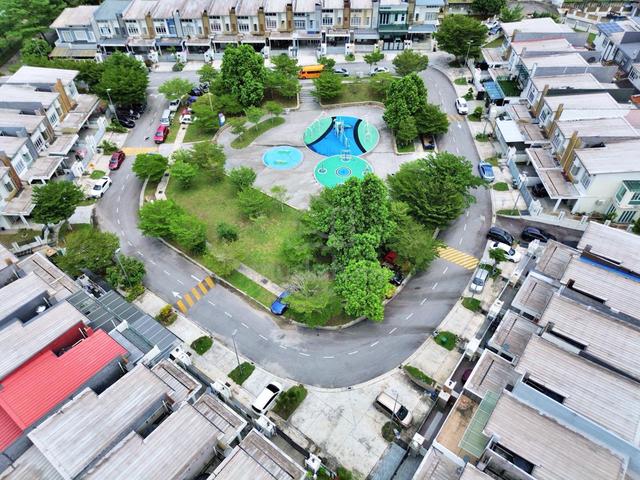 FACING OPEN Renovated Double Storey Terrace House TTDI Grove Kajang 1